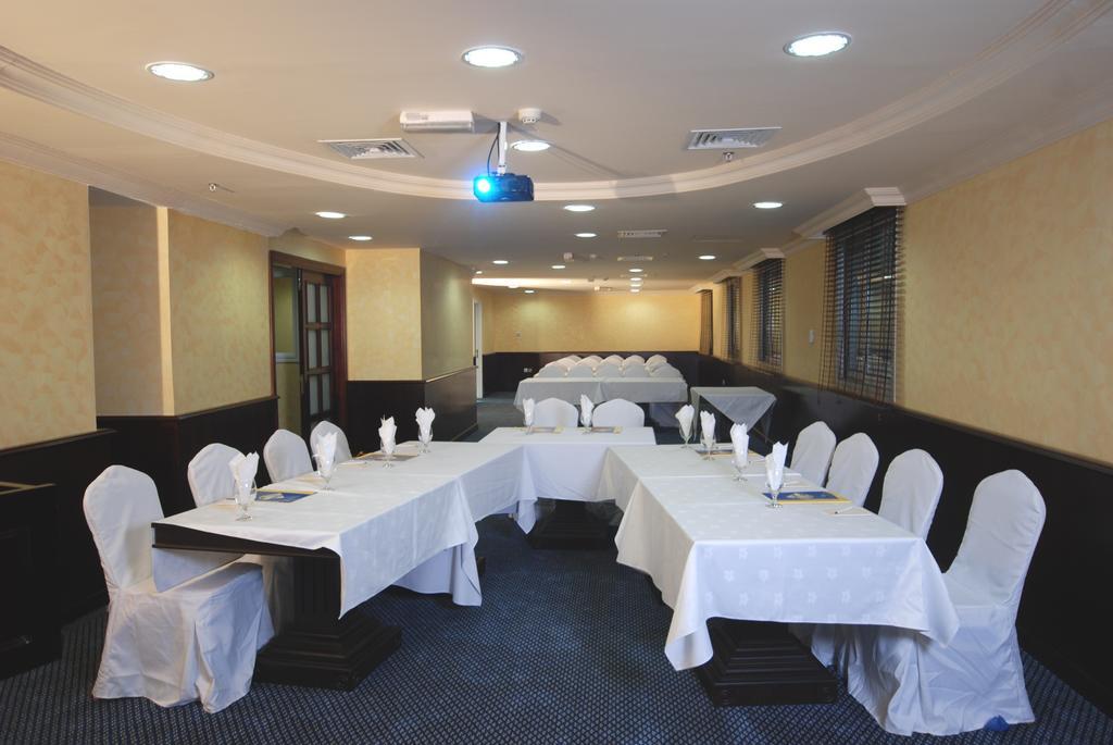 Al Bustan Hotel Schardscha Exterior foto